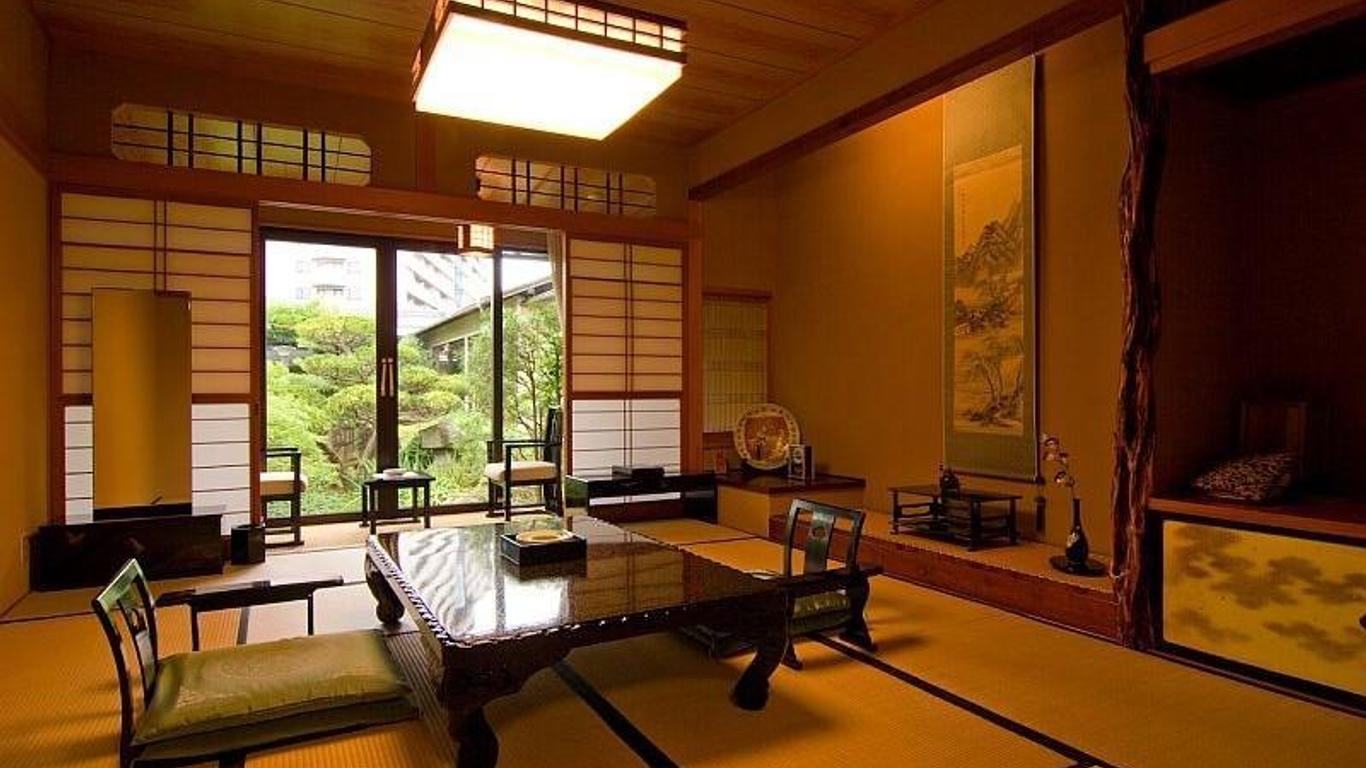 Ryotei Takano