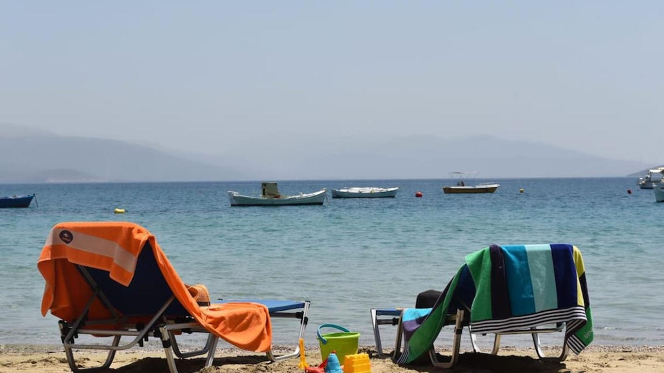 Knossos Hotel Τολό