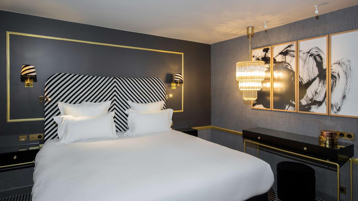Snob Hotel by Elegancia