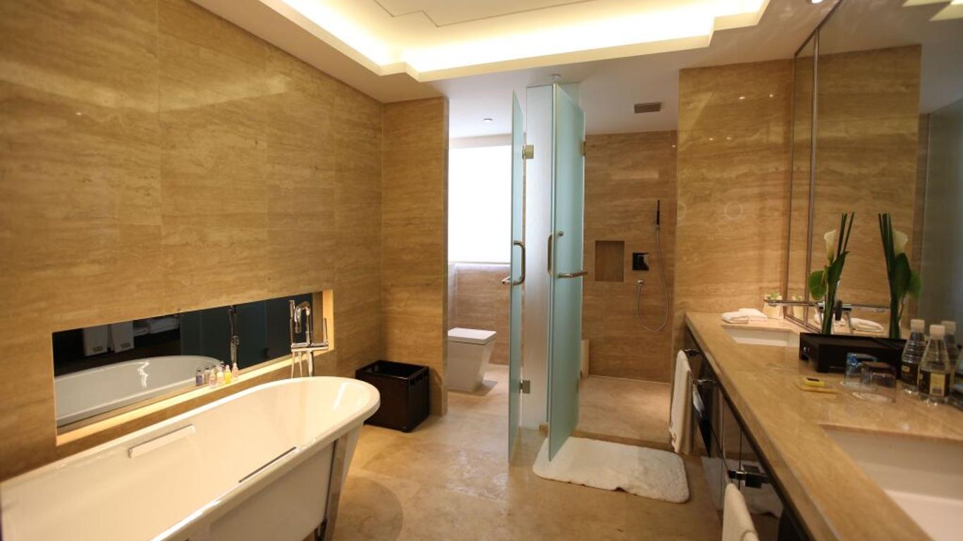 Nanjing Rsun Hotel