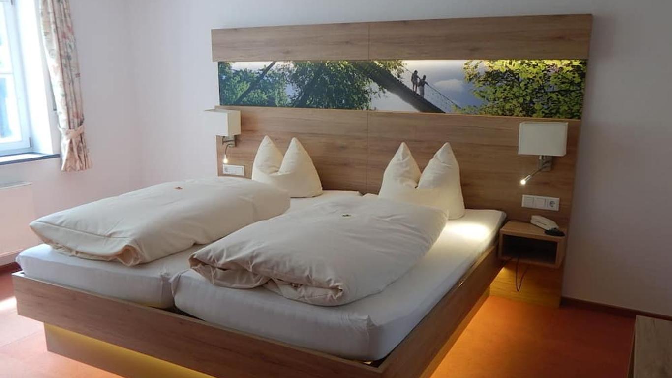 Hotel & Gasthof Hubertushöhe - Ihr Hotel für Urlaub mit Hund