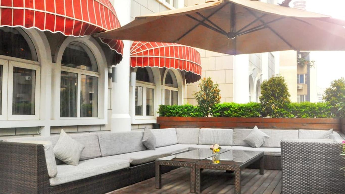 Grand Palace Hotel - Grand Hotel Management Group