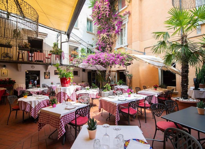 Εστιατόριο Φωτογραφία