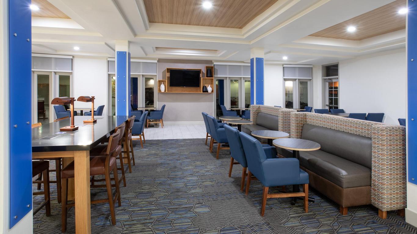 Holiday Inn Express & Suites Tucson, An IHG Hotel