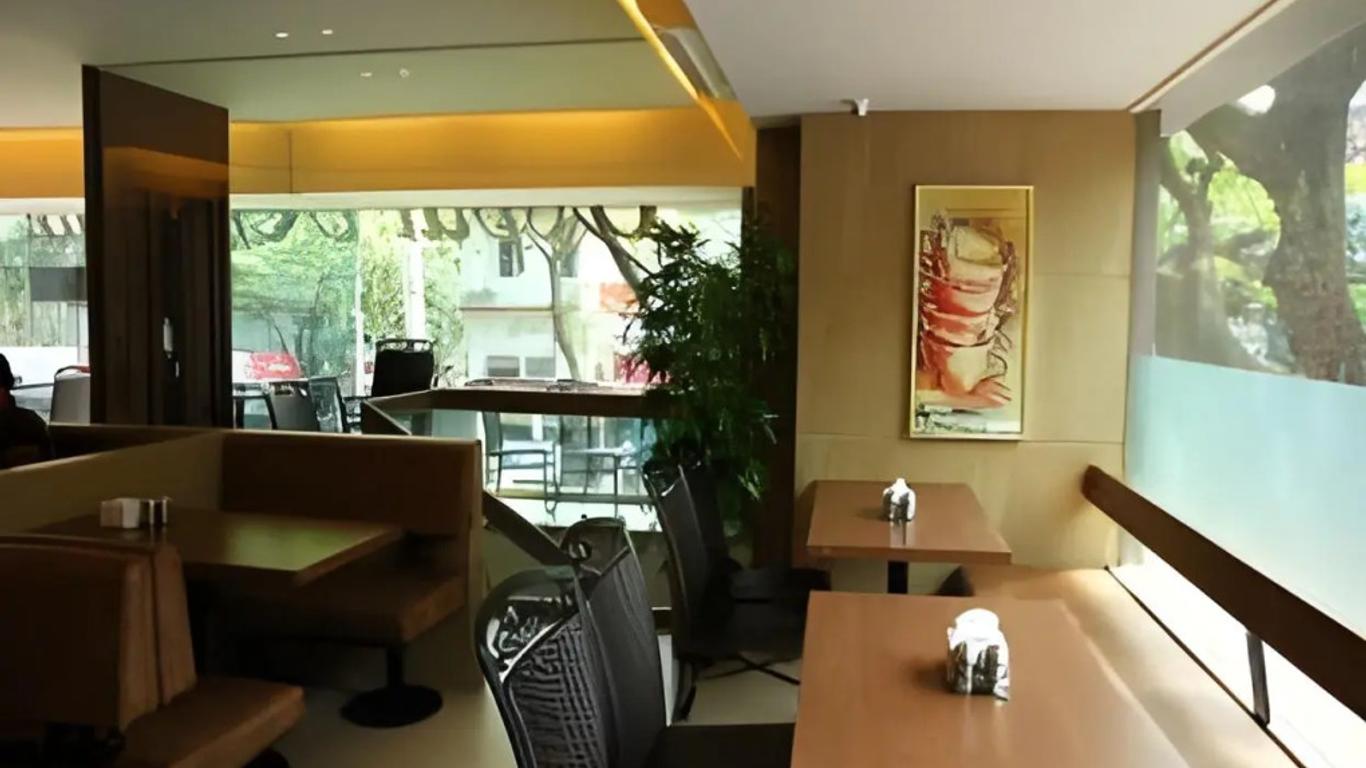 Sai Palace Inn