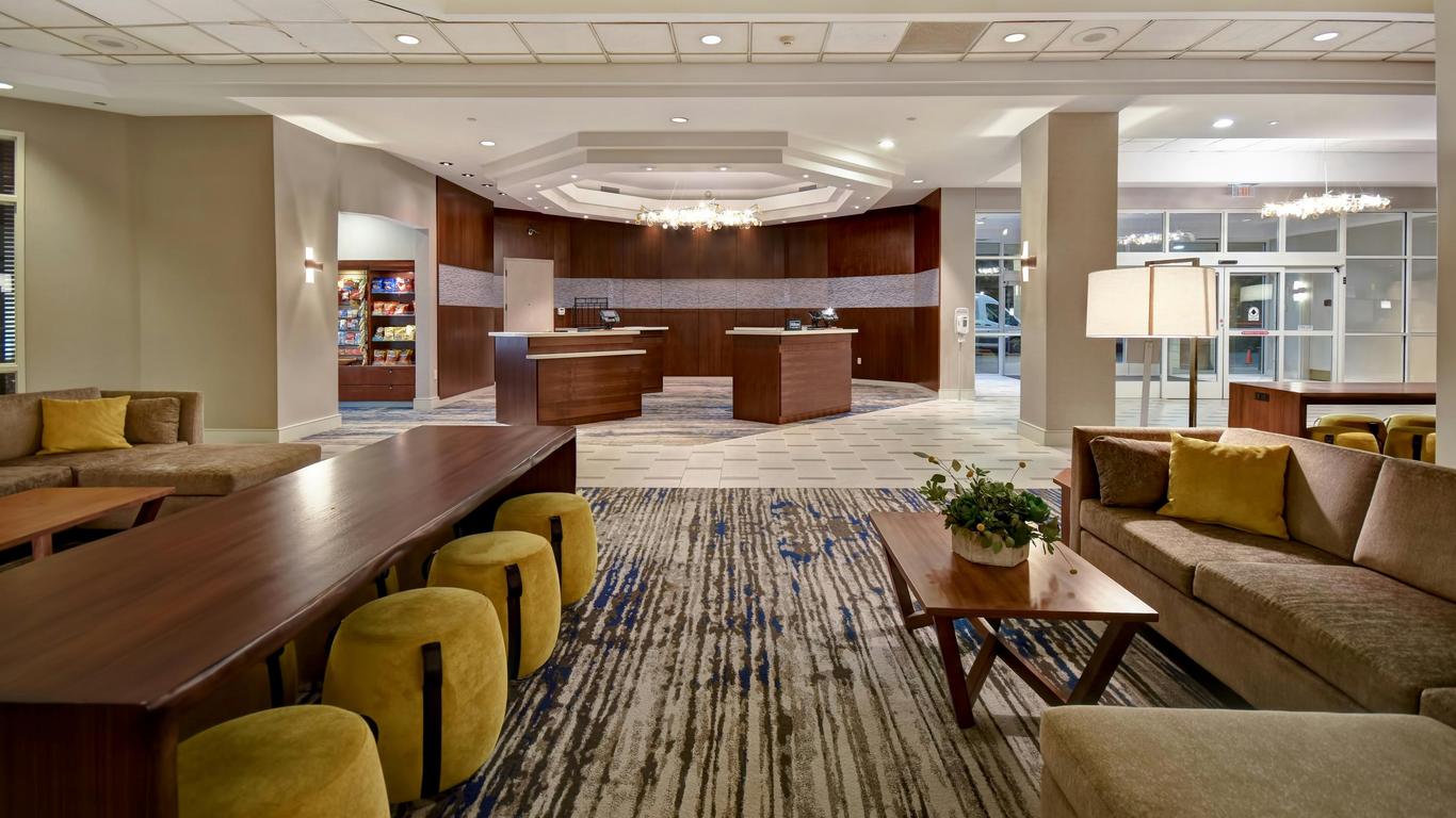 Embassy Suites by Hilton Charleston