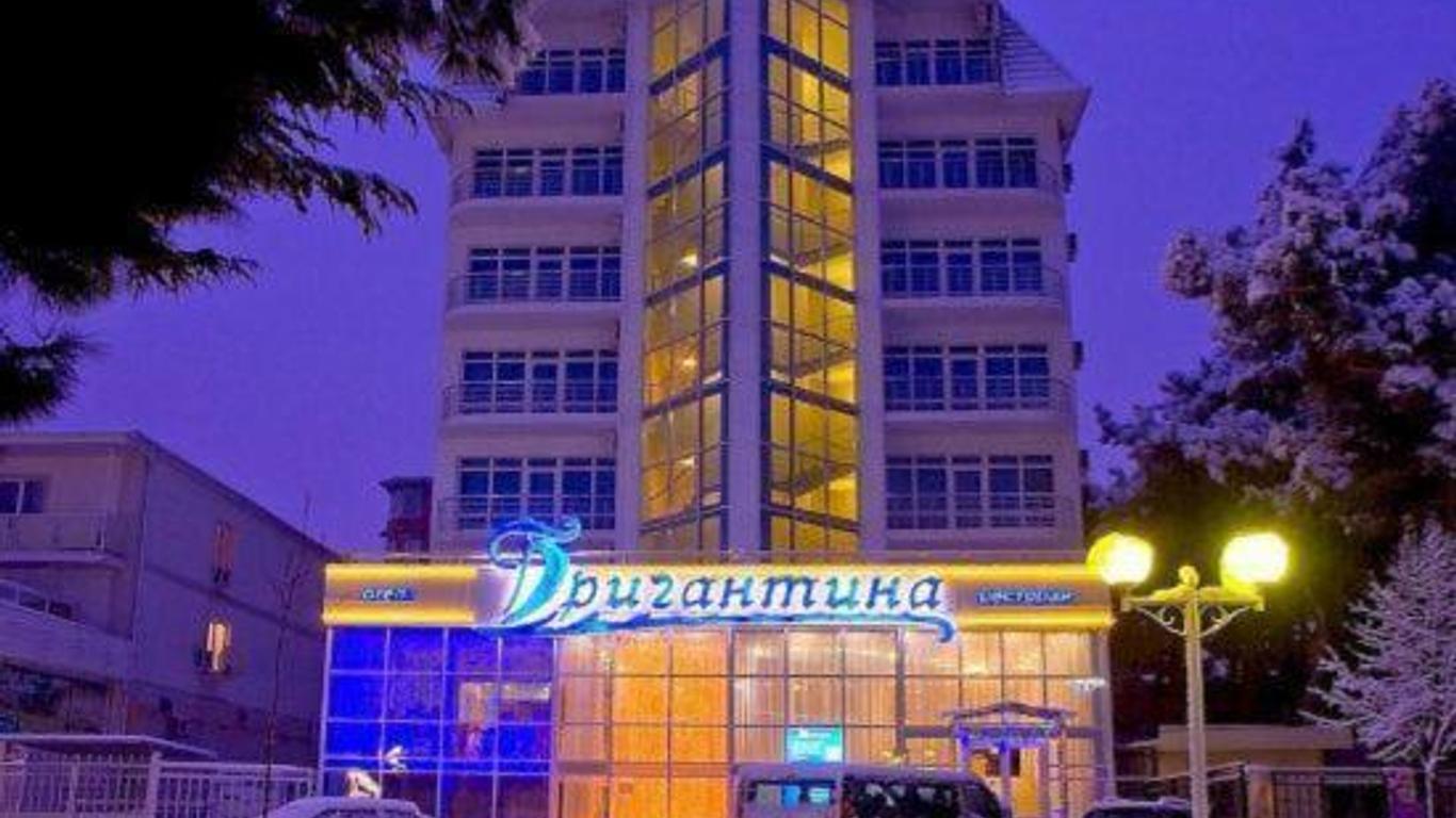 Brigantina Hotel