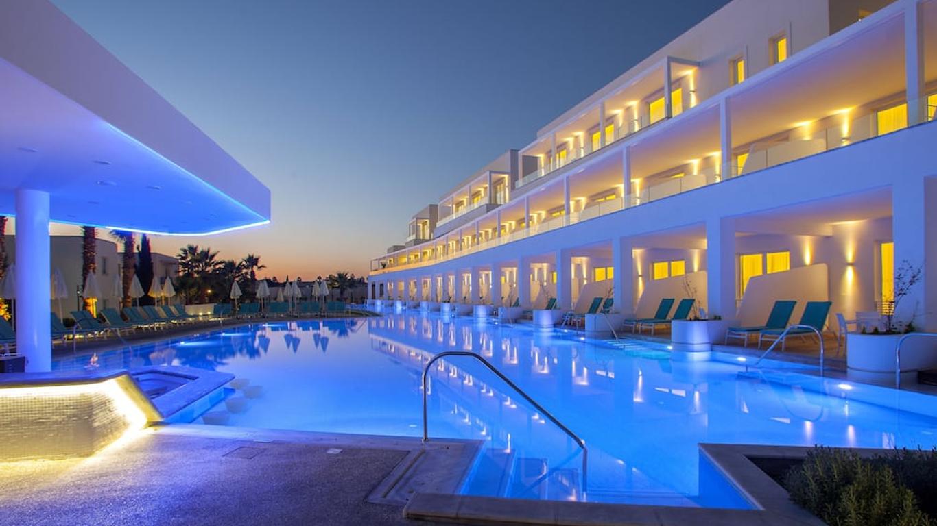 Aliathon Holiday Village