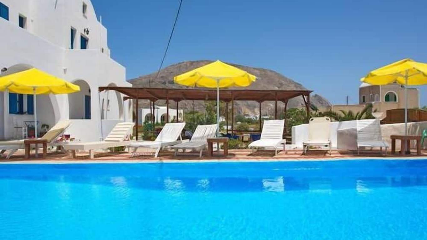 Santorini Breeze Studios