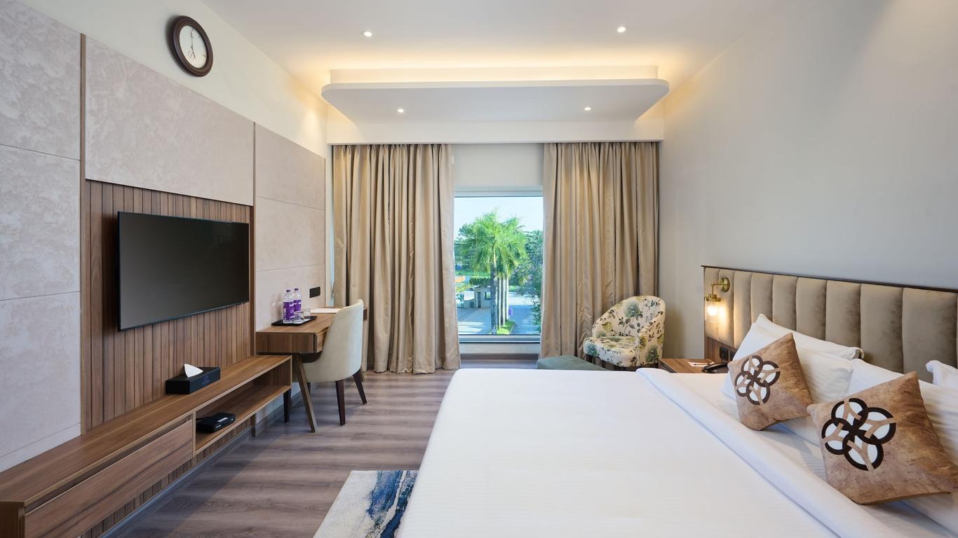 Flora Airport Hotel