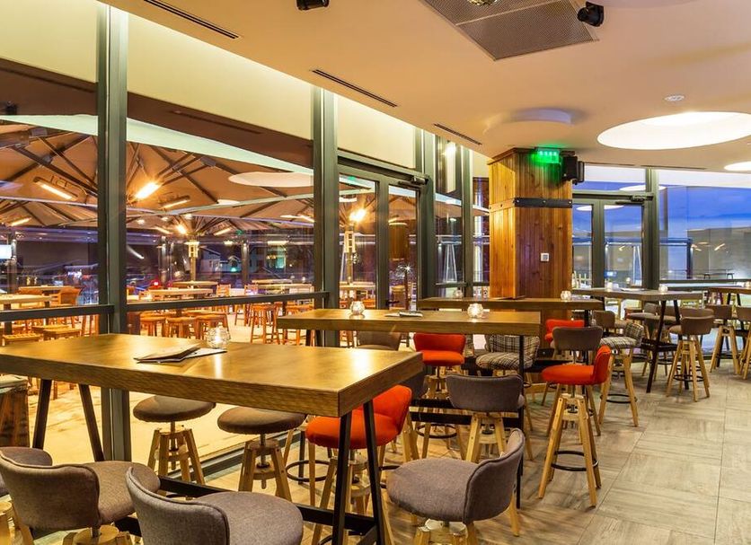 Εστιατόριο Φωτογραφία