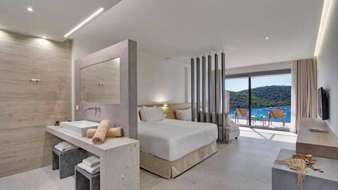 Sivota Deamaris Luxury Boutique Hotel