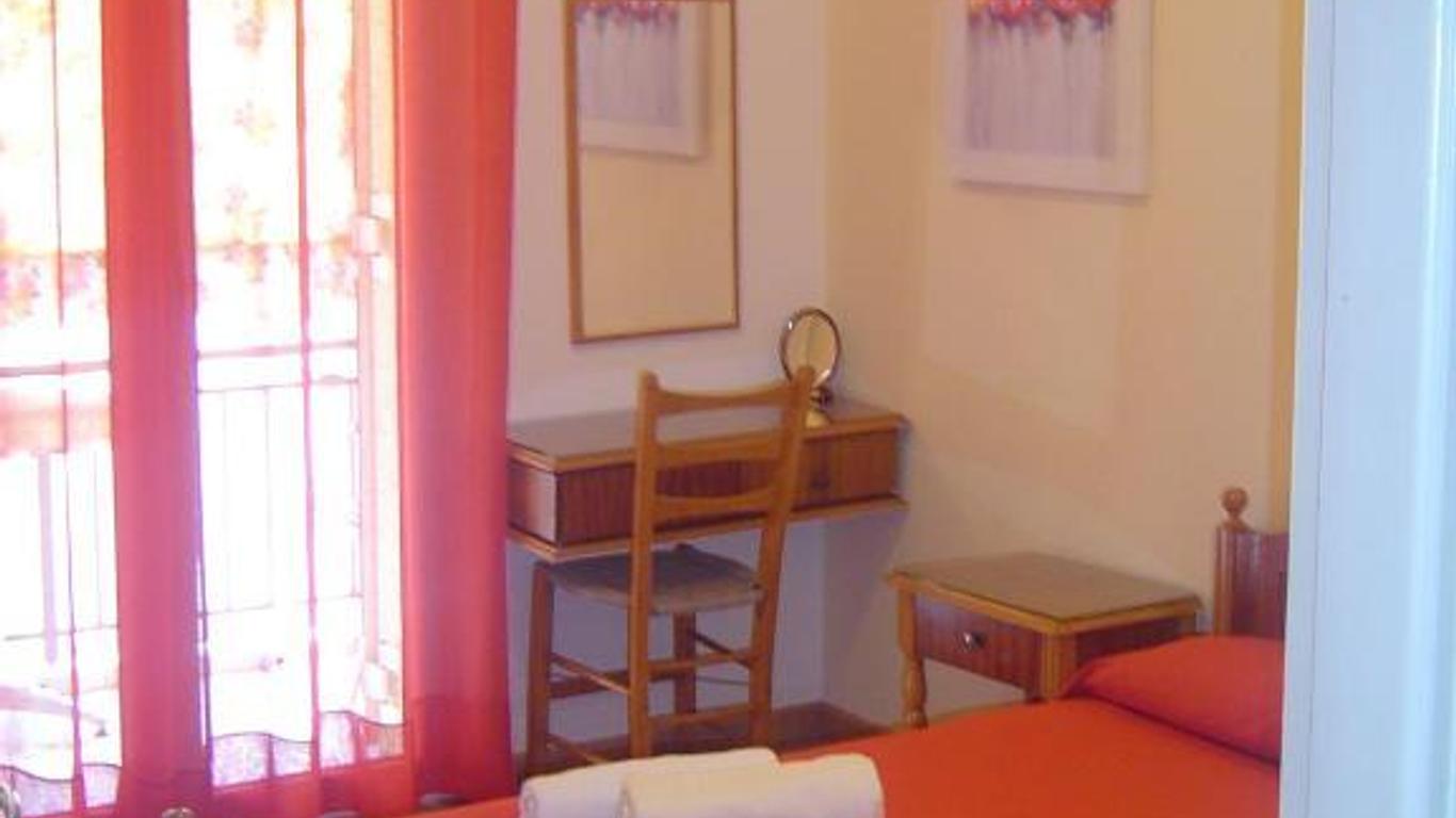 Nana Hotel