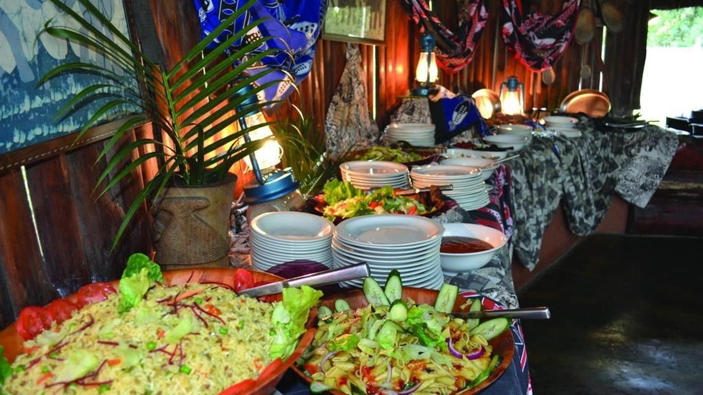 Gooderson Dumazulu Lodge