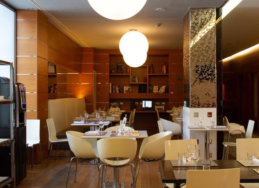 Εστιατόριο Φωτογραφία