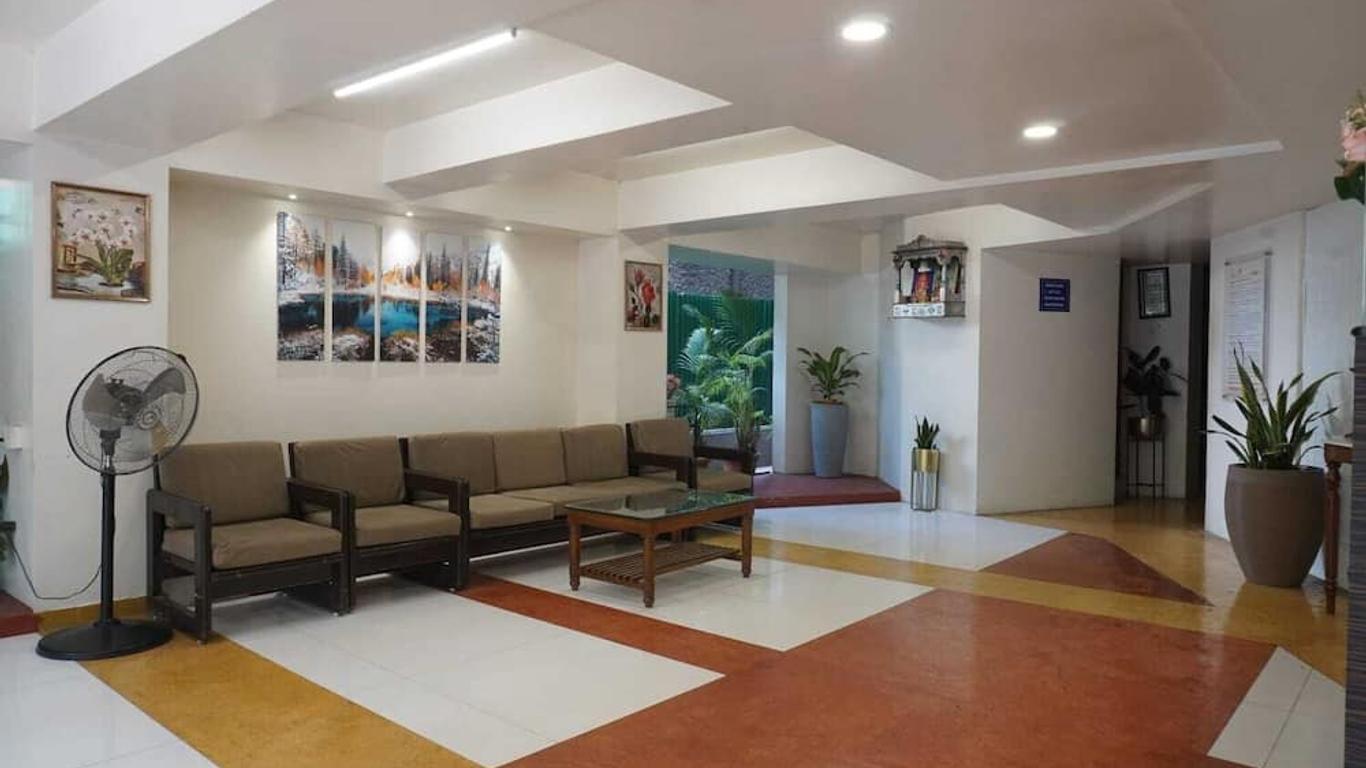 Hotel Executive Residency