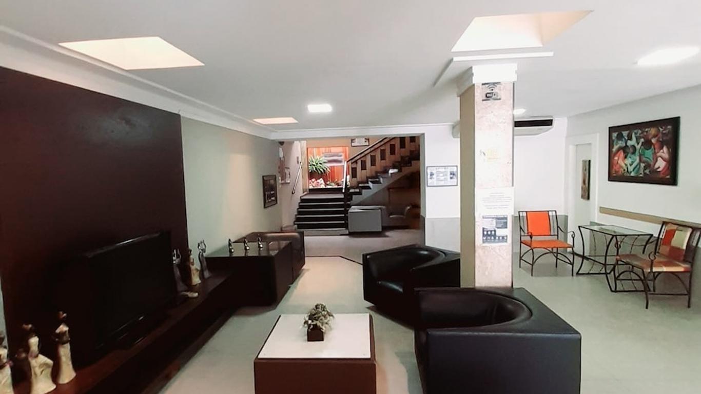 Aton Plaza Hotel