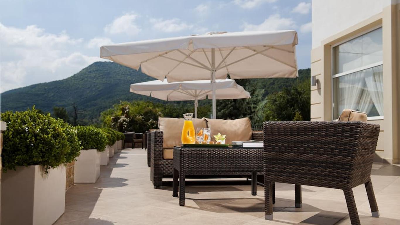 Chloe Hotel Καστοριά