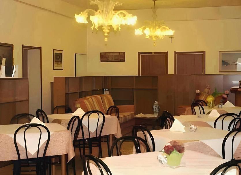 Εστιατόριο Φωτογραφία