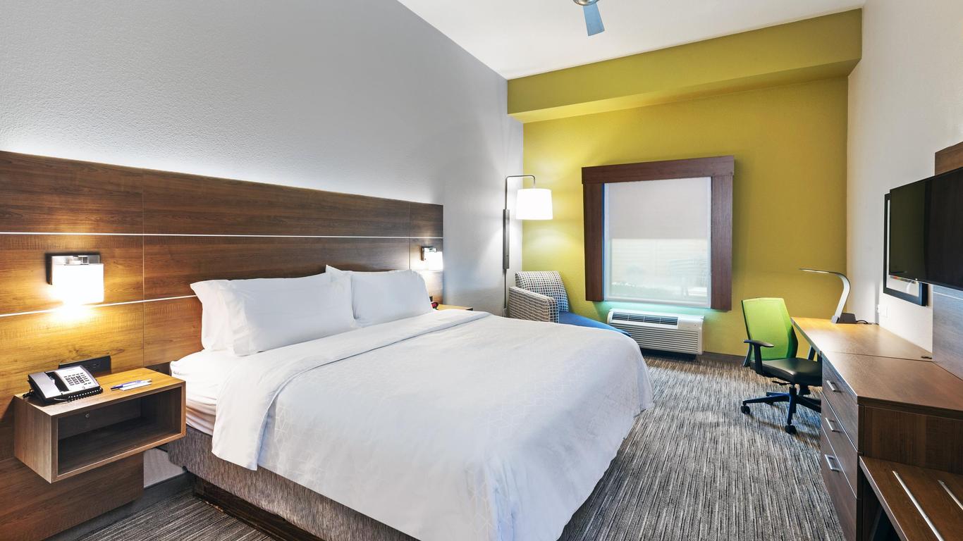 Holiday Inn Express Hotel & Suites Port Arthur, An IHG Hotel