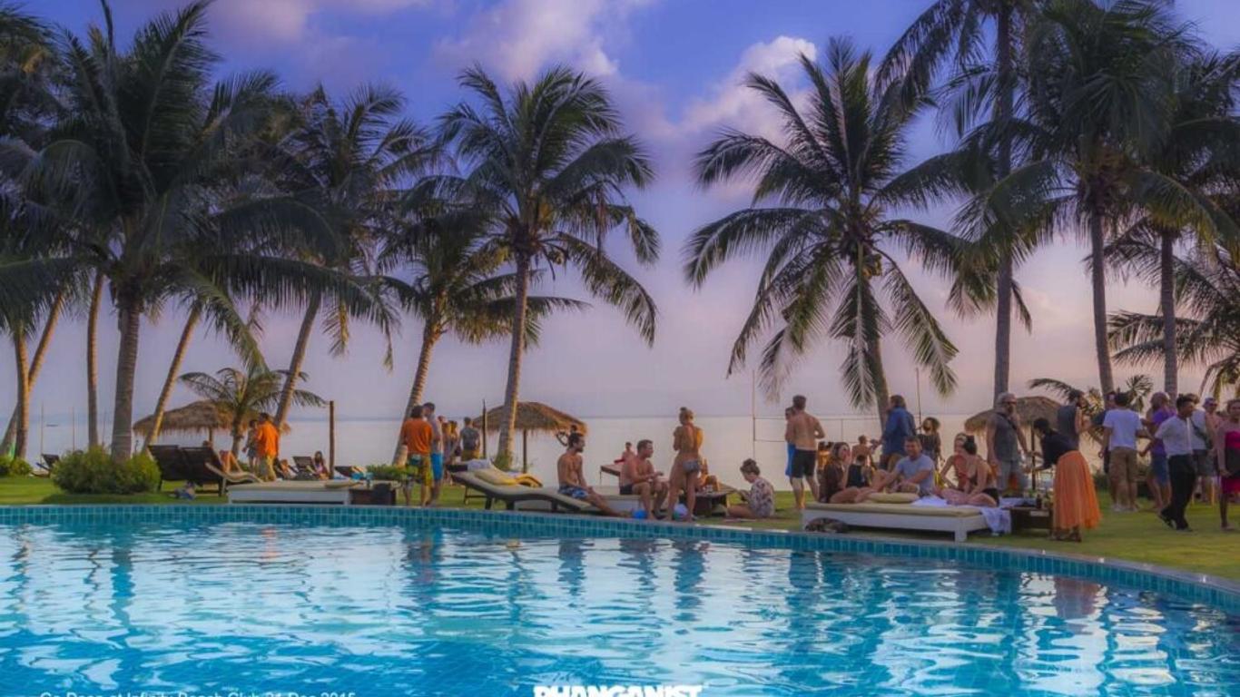 Infinity Beach Club Resort & Hostel Koh Phangan