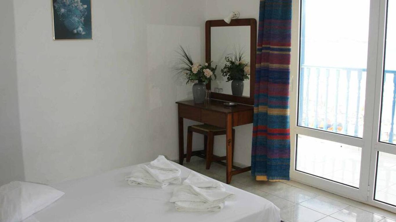 Christiana Beach Hotel