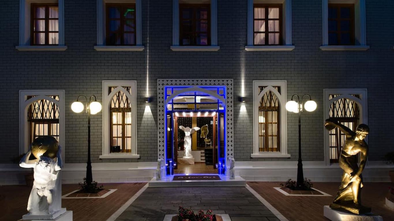 Afor Art Hotel
