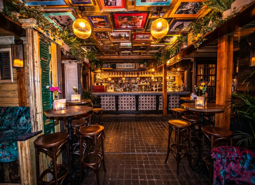 Bar Φωτογραφία