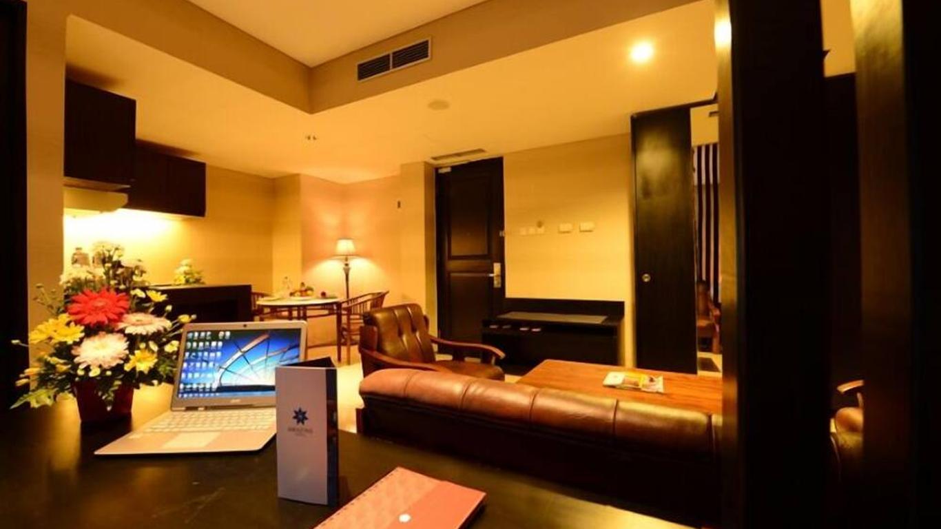 Emilia Hotel by Amazing