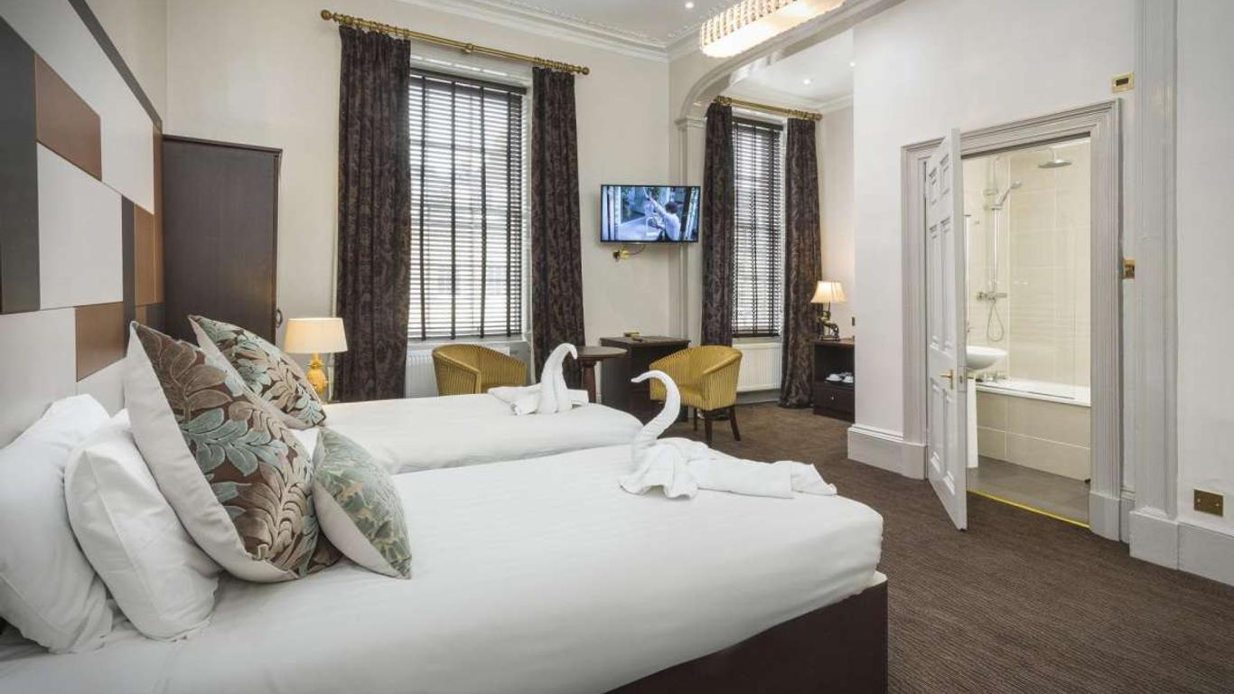 Albany Ballantrae Hotel